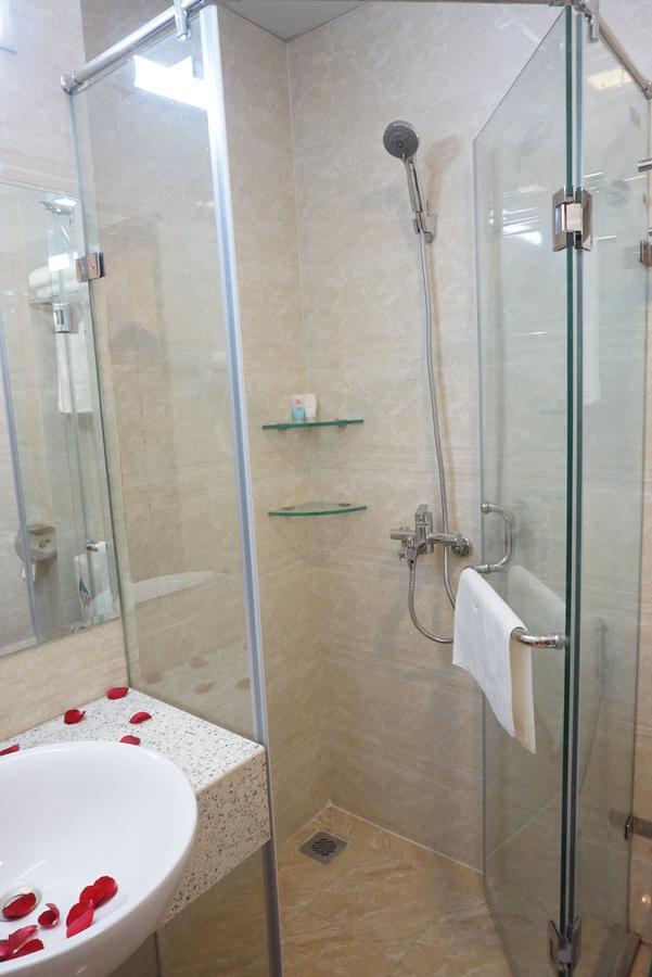 Ngan Ha Hotel Hanoi Eksteriør billede